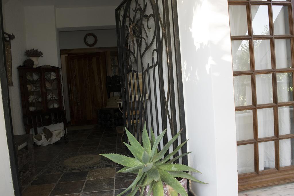 Roditses Beach Sea Front Apartments Samos Town Exterior foto