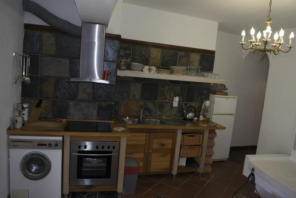 Roditses Beach Sea Front Apartments Samos Town Exterior foto