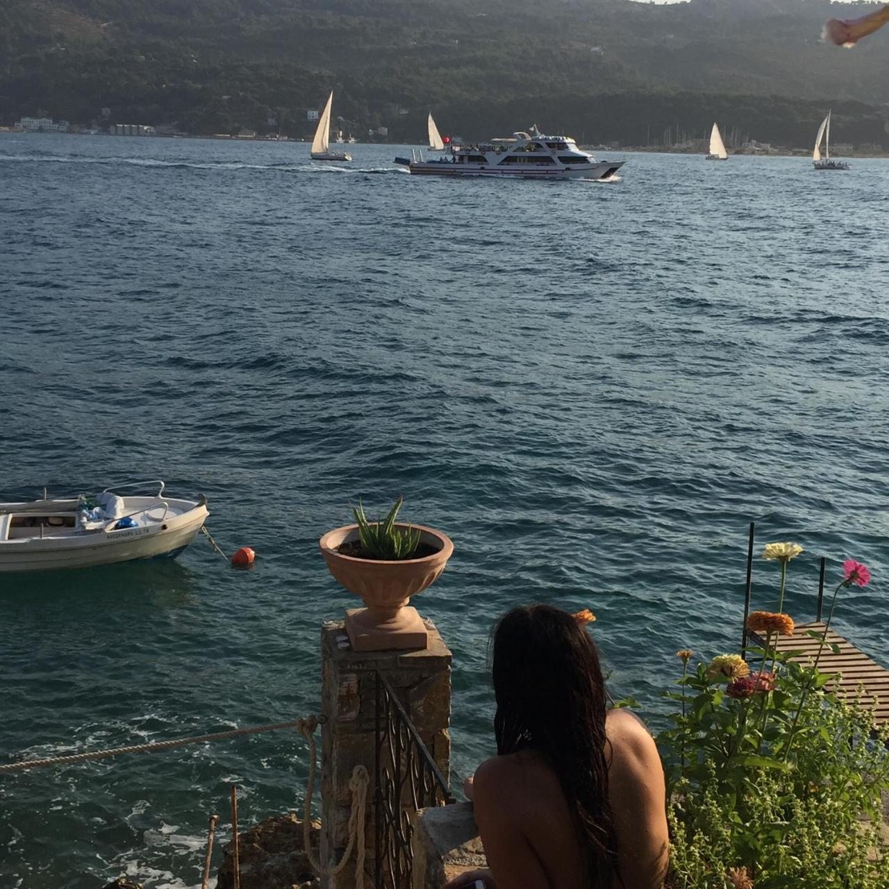 Roditses Beach Sea Front Apartments Samos Town Exterior foto